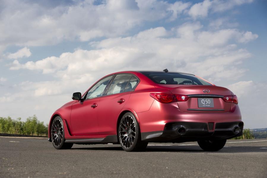  Infiniti Q50 Eau Rouge 2014 года  (фото 2 из 25)